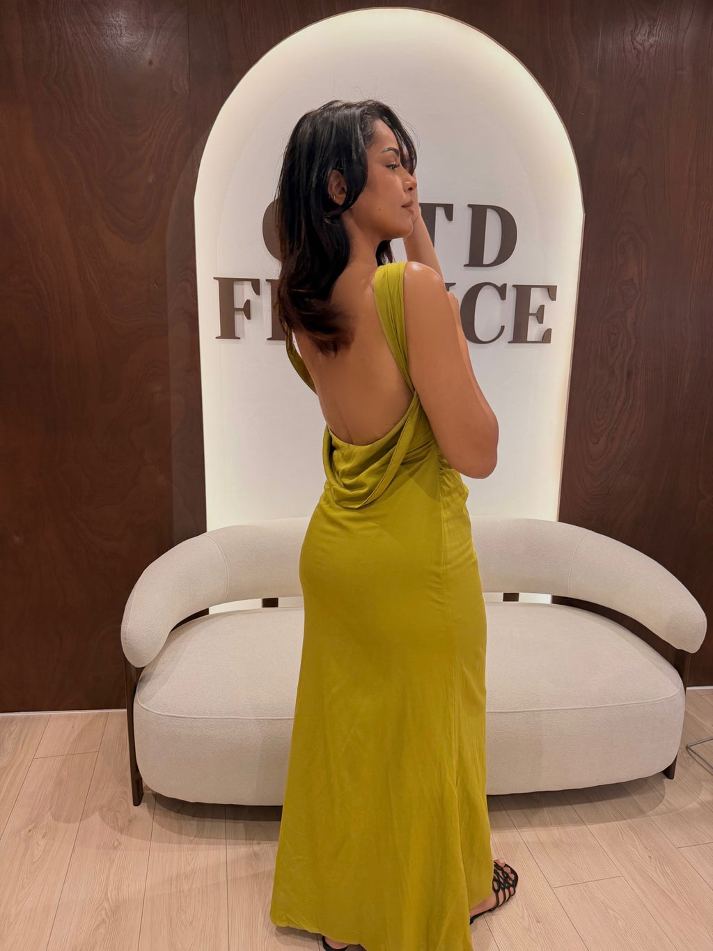 Robe Jasmine