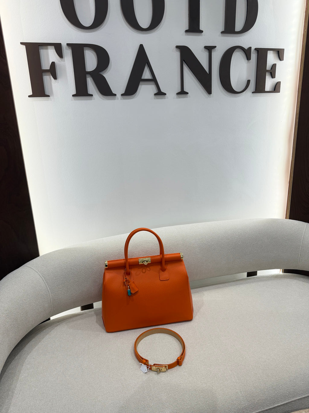 Sac cuir véritable  Orange