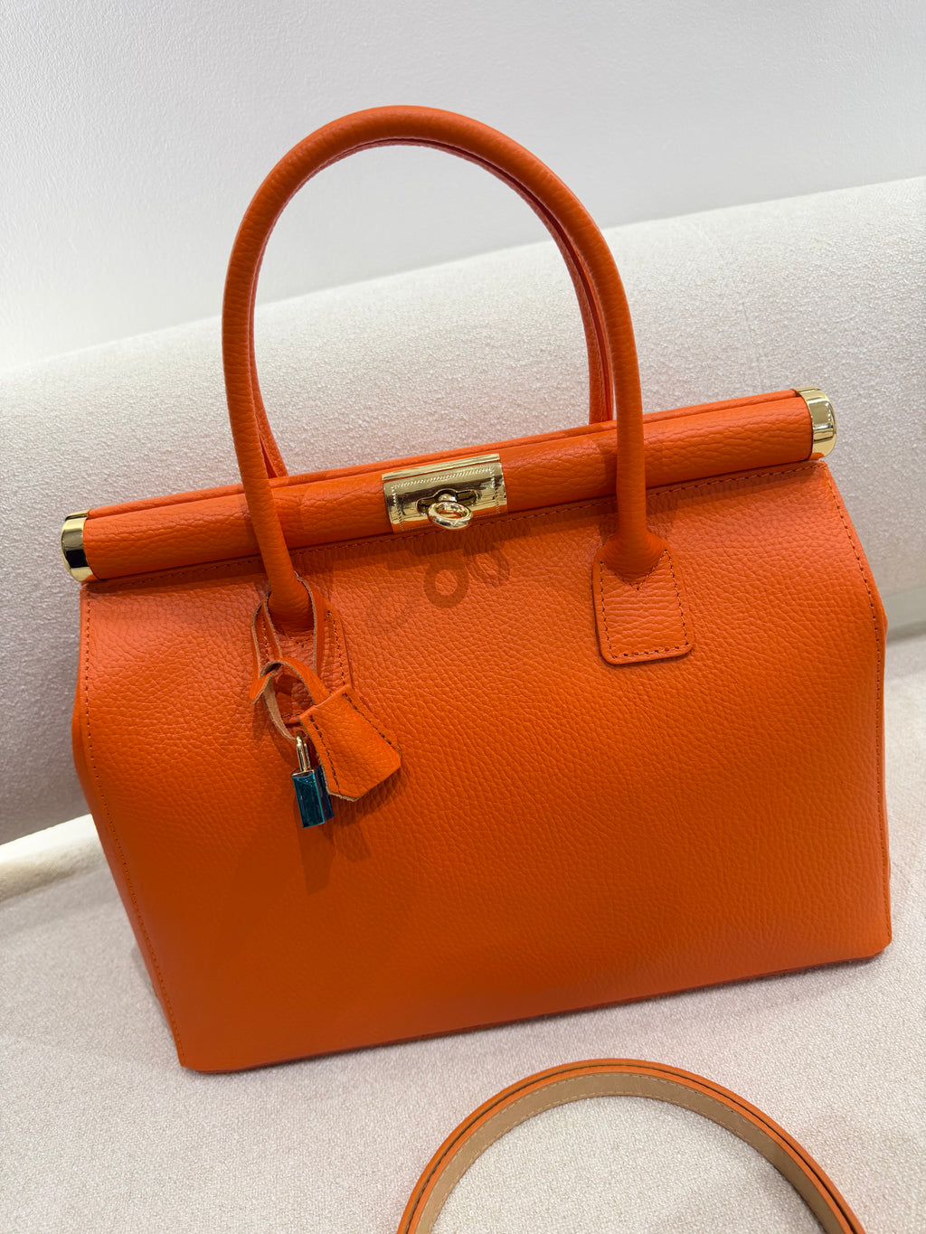 Sac cuir véritable  Orange
